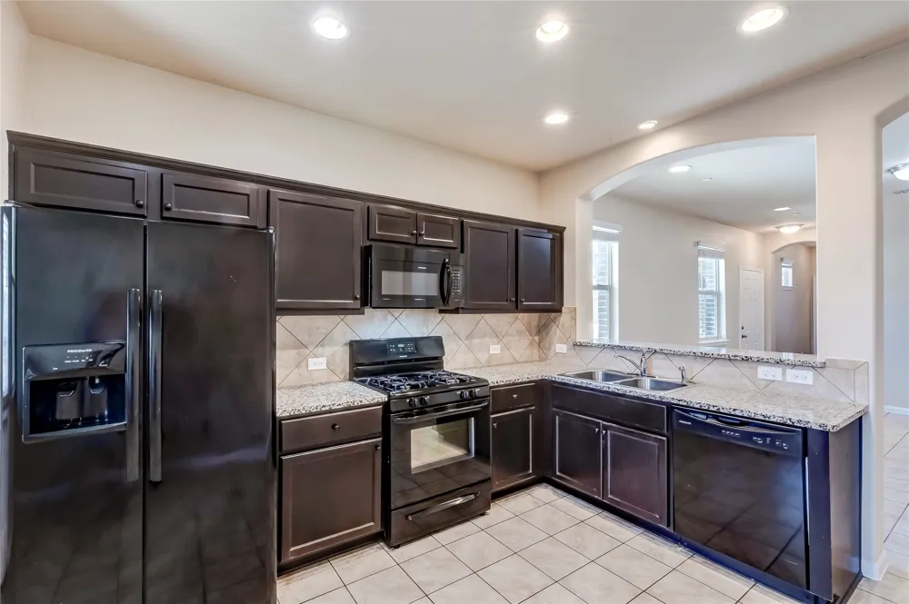2880 Donnell Drive #1704 Round Rock, TX 78664