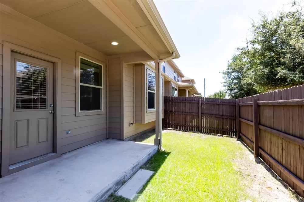 2880 Donnell Drive #1704 Round Rock, TX 78664