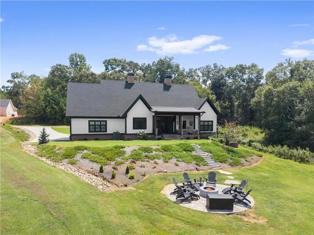 1844 Bermuda Avenue Demorest, GA 30535