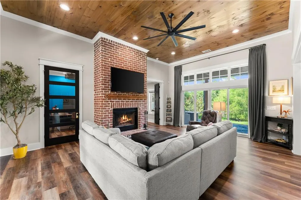 1844 Bermuda Avenue Demorest, GA 30535