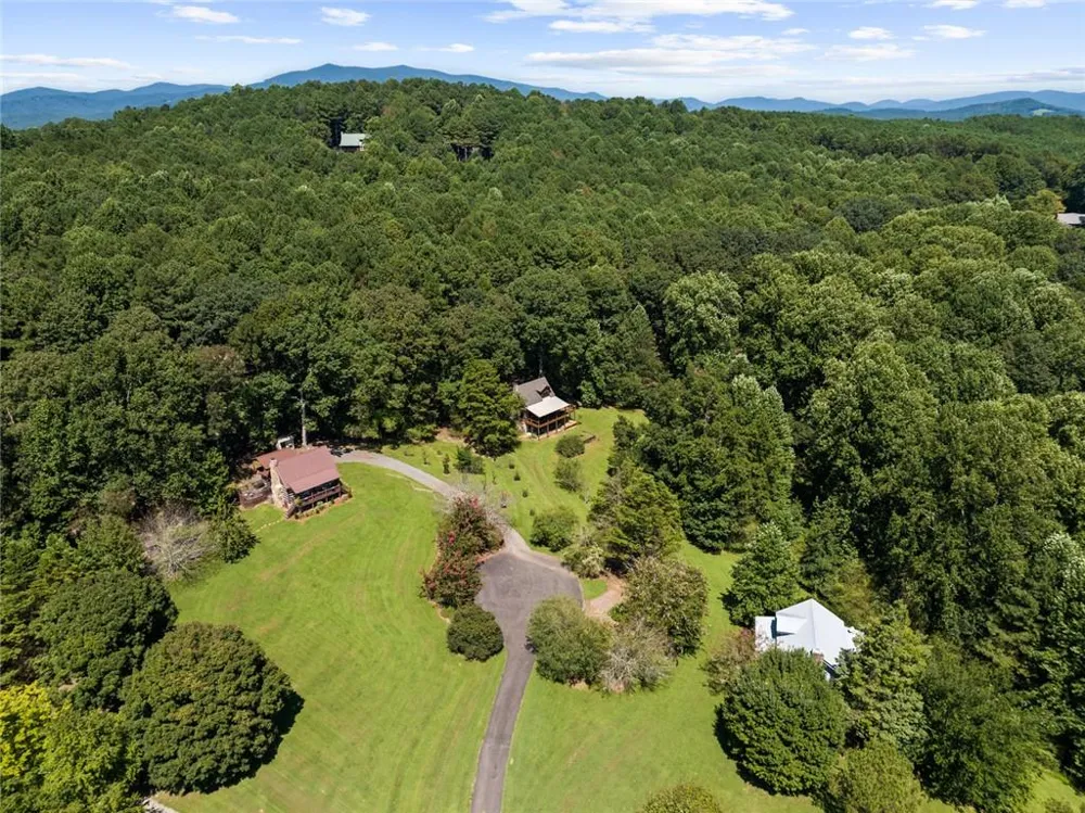 104 Blue Mountain Lane Ellijay, GA 30536