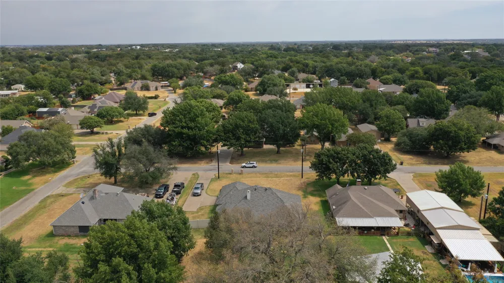 3904 Santa Cruz Street Granbury, TX 76049