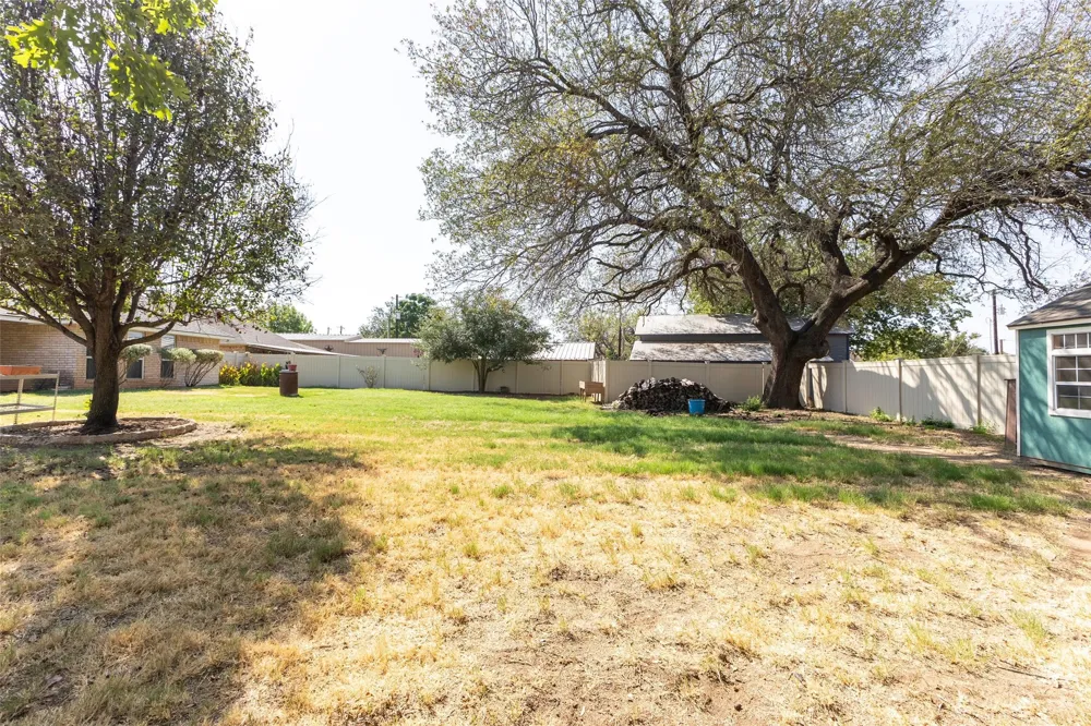 3904 Santa Cruz Street Granbury, TX 76049