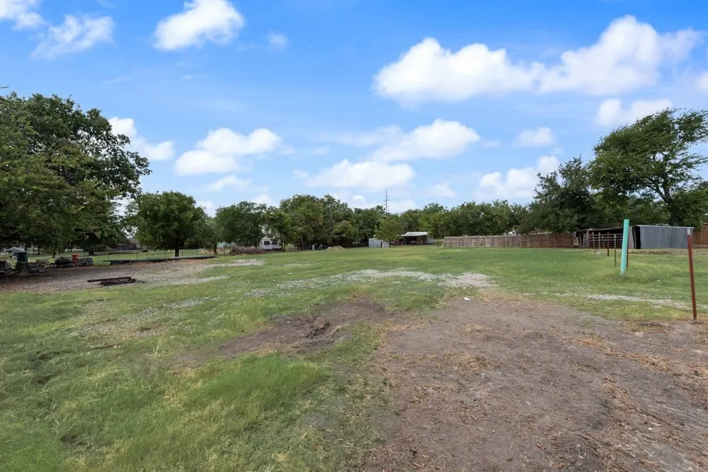 3006 Inspiration Drive Hudson Oaks, TX 76087