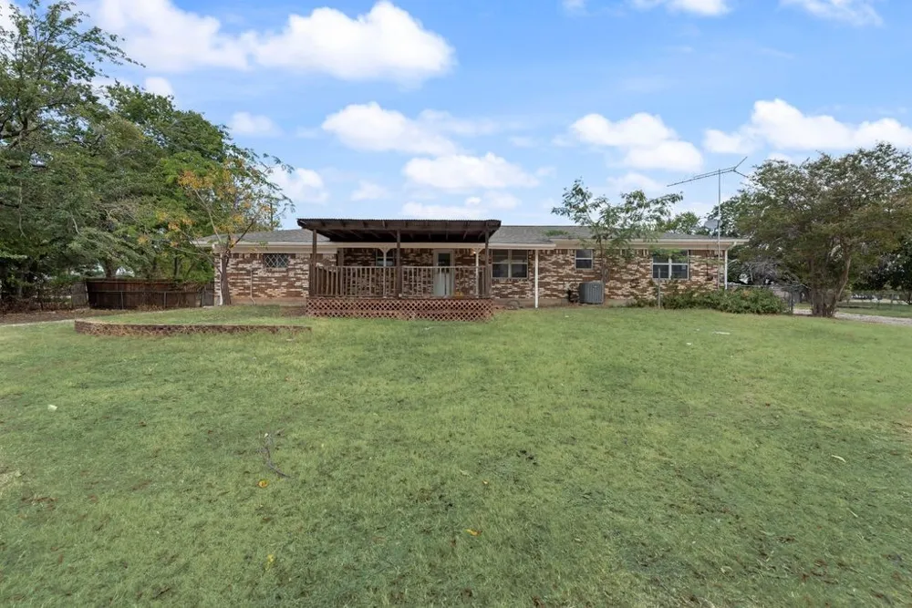 3006 Inspiration Drive Hudson Oaks, TX 76087