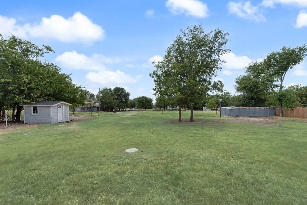 3006 Inspiration Drive Hudson Oaks, TX 76087
