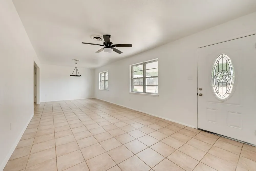 3006 Inspiration Drive Hudson Oaks, TX 76087
