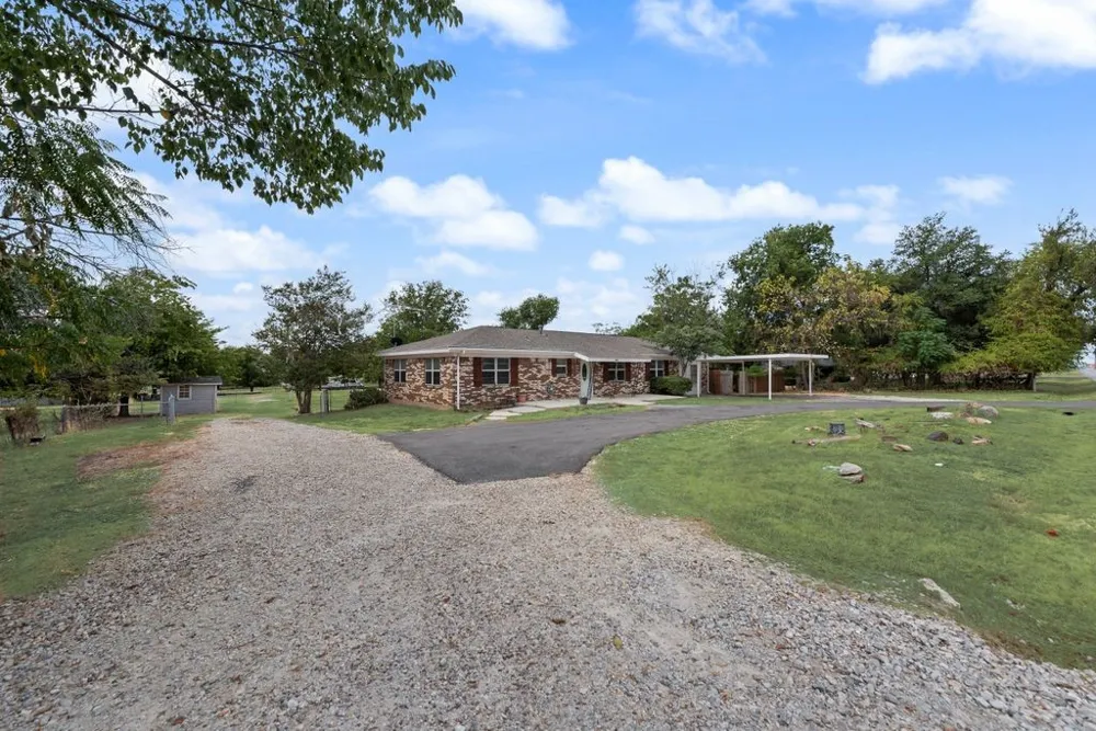 3006 Inspiration Drive Hudson Oaks, TX 76087