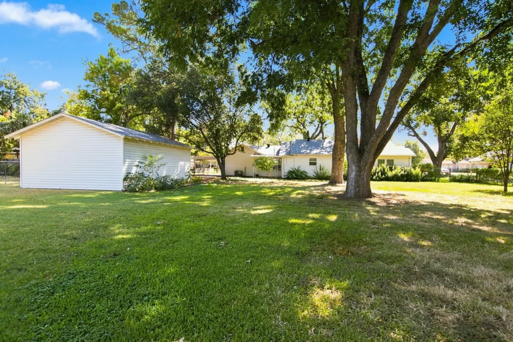 603 Merritt Street River Oaks, TX 76114