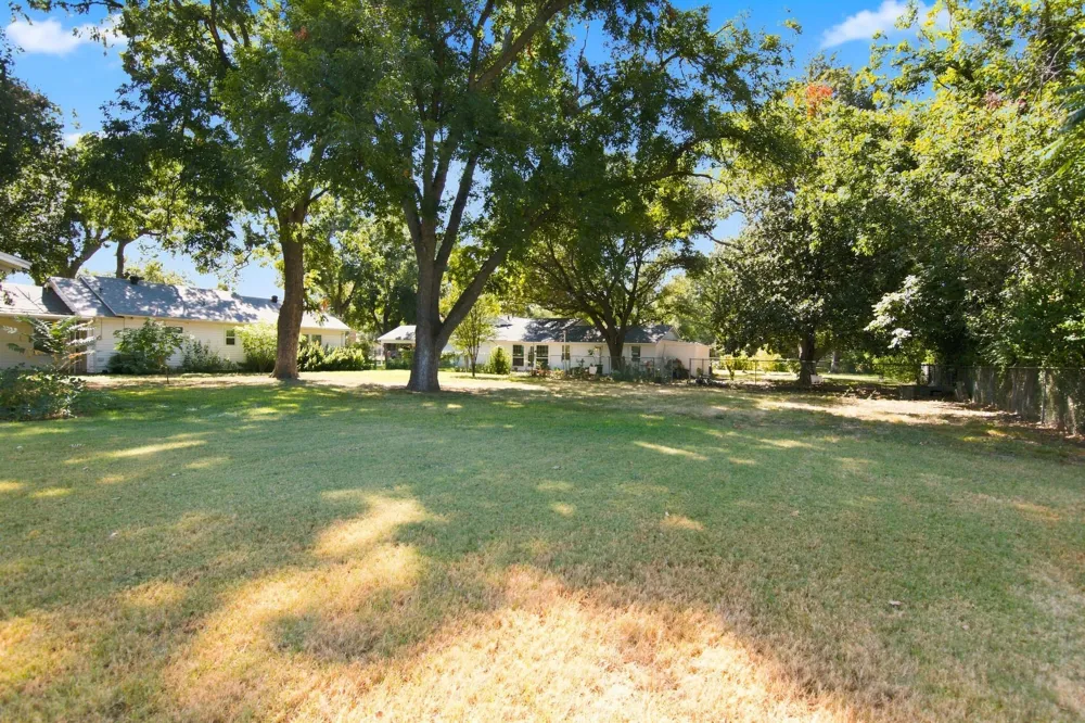 603 Merritt Street River Oaks, TX 76114