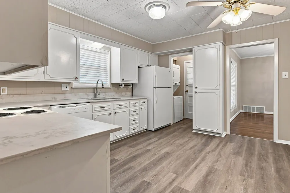 603 Merritt Street River Oaks, TX 76114