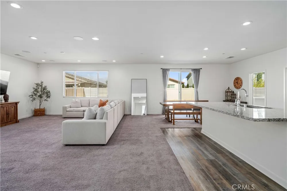 45025 43rd W Lancaster, CA 93536