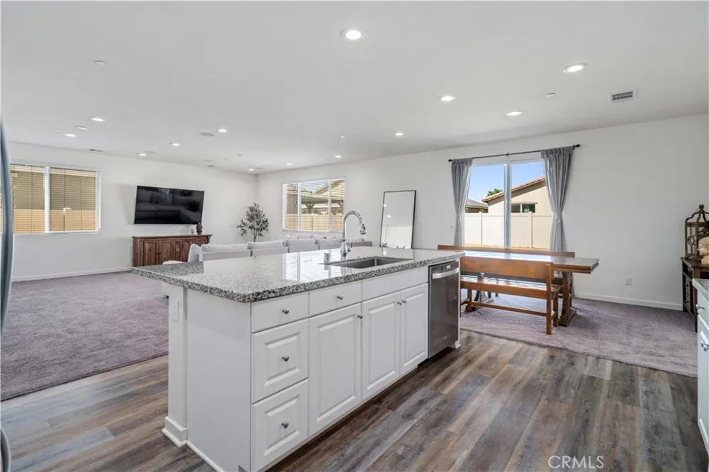 45025 43rd W Lancaster, CA 93536