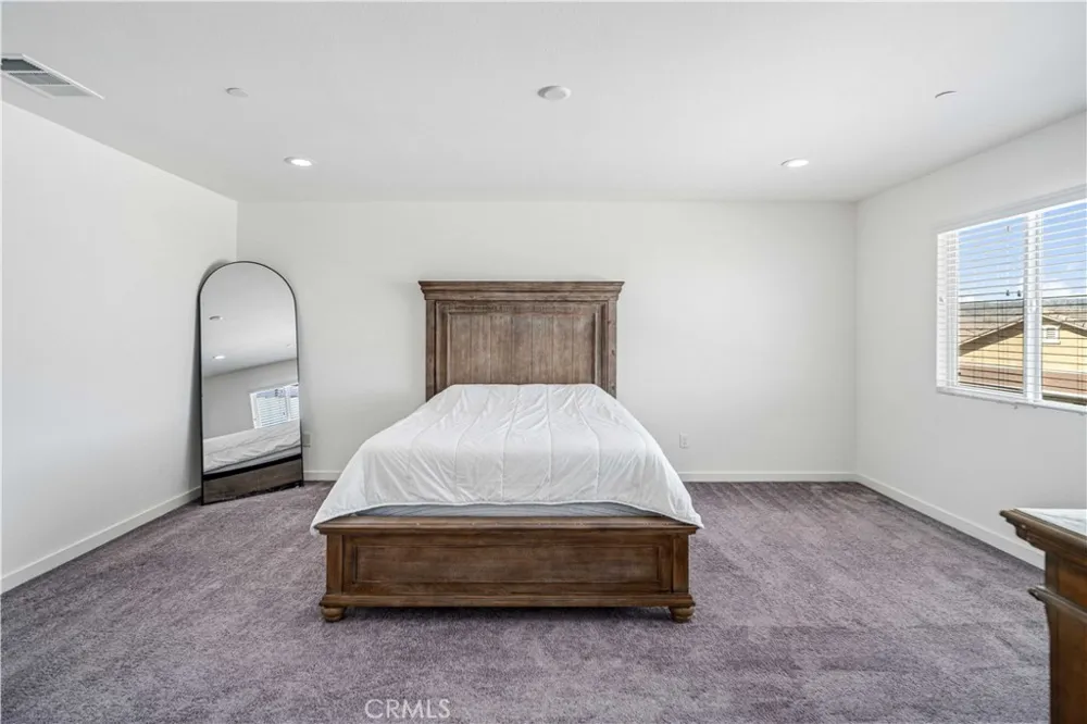 45025 43rd W Lancaster, CA 93536
