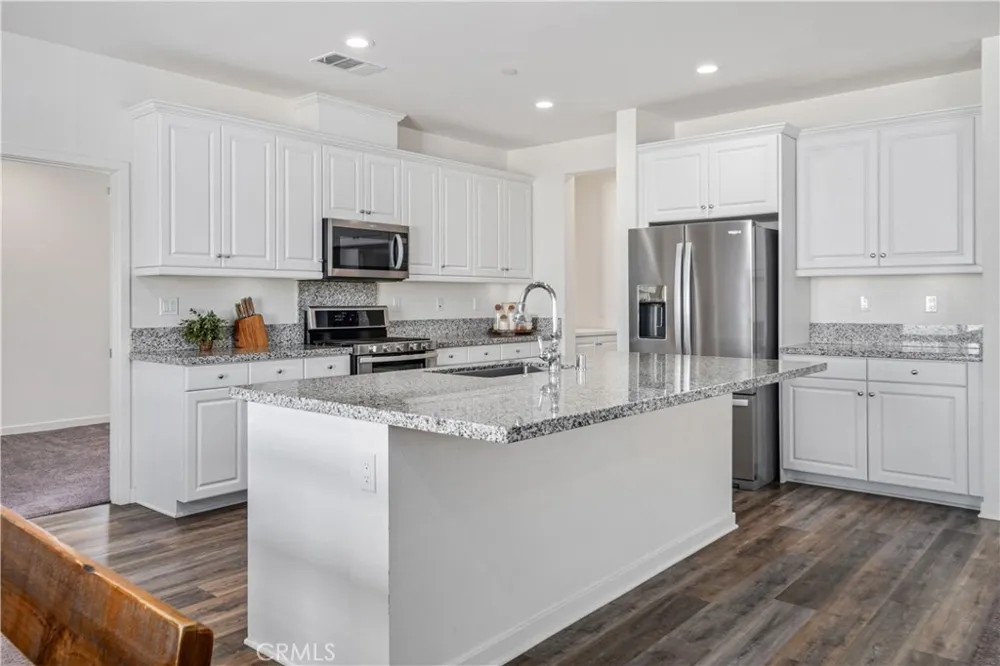 45025 43rd W Lancaster, CA 93536