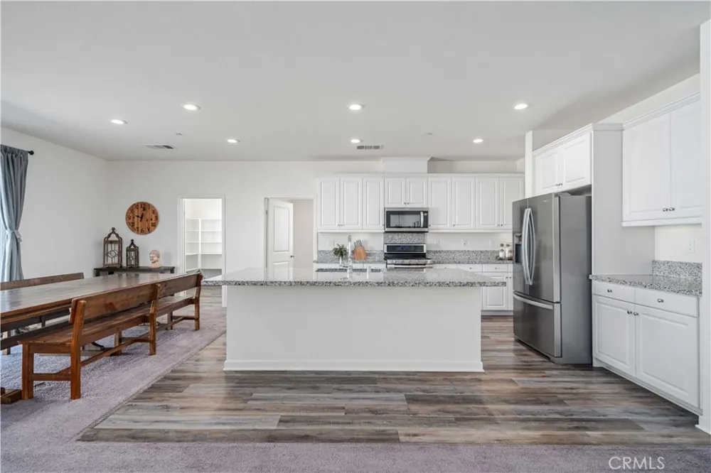 45025 43rd W Lancaster, CA 93536