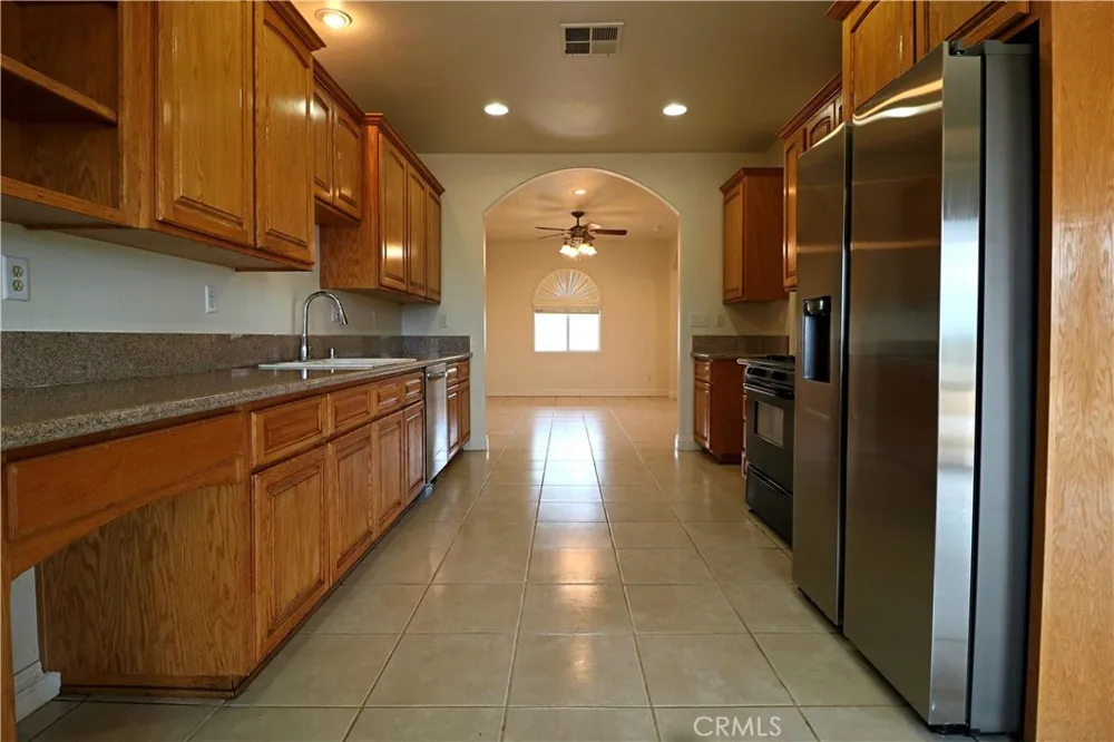 18590 Una Street Perris, CA 92570