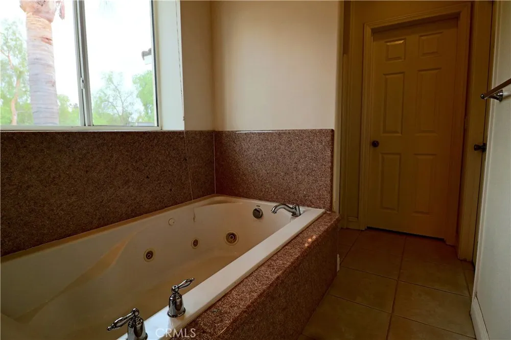 18590 Una Street Perris, CA 92570