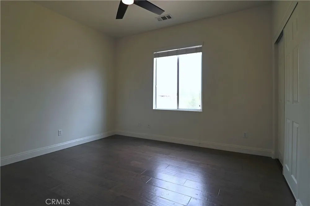 18590 Una Street Perris, CA 92570