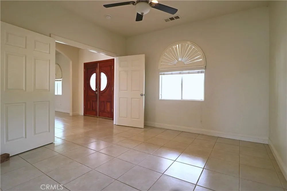 18590 Una Street Perris, CA 92570