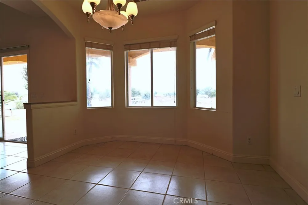 18590 Una Street Perris, CA 92570
