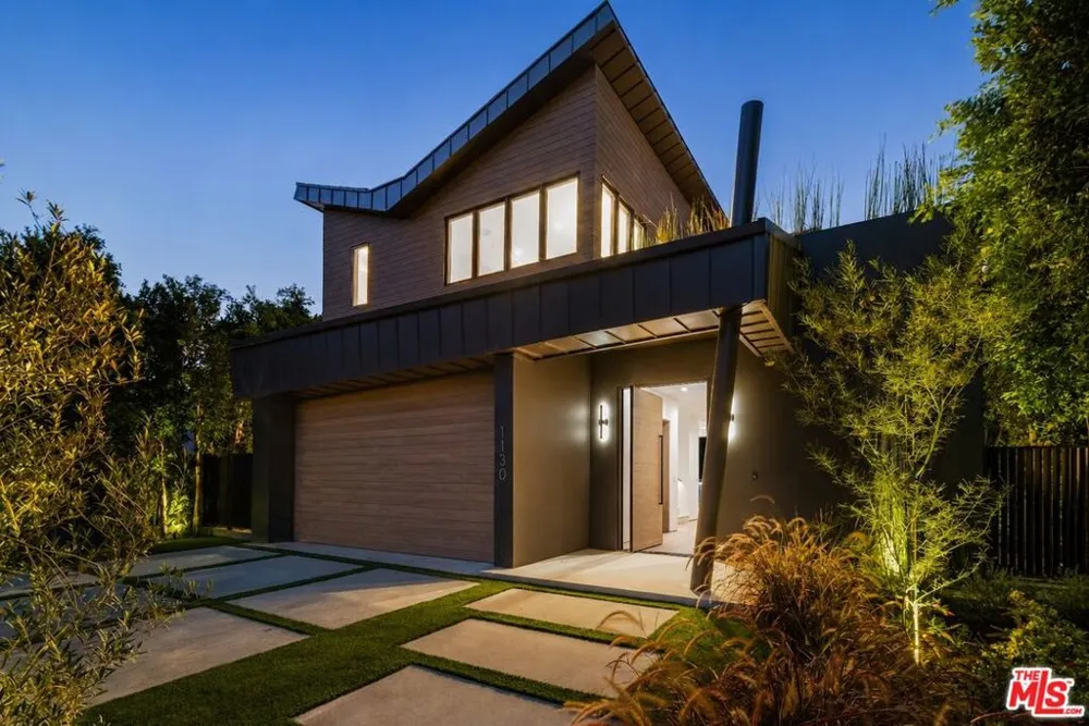 1130 Poinsettia Place West Hollywood, CA 90046