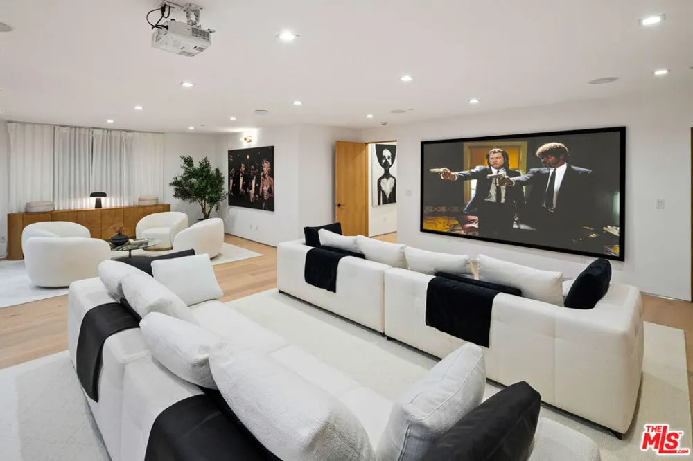 1130 Poinsettia Place West Hollywood, CA 90046
