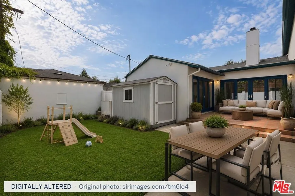 11375 Montana Avenue Los Angeles, CA 90049