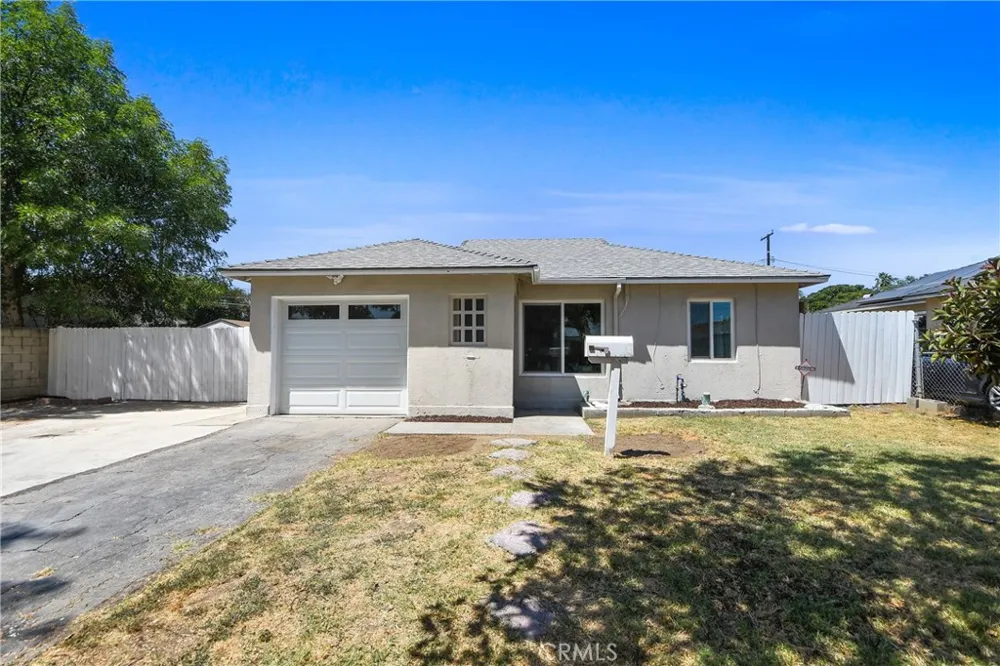 1647 S Huntington Street Pomona, CA 91766