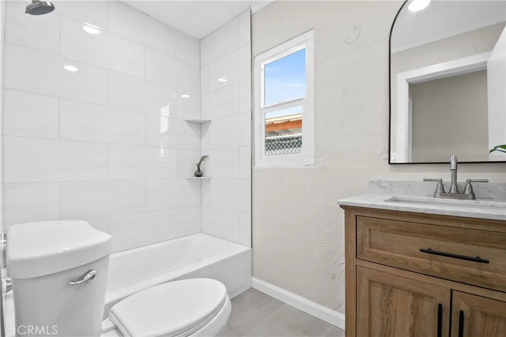 1647 S Huntington Street Pomona, CA 91766