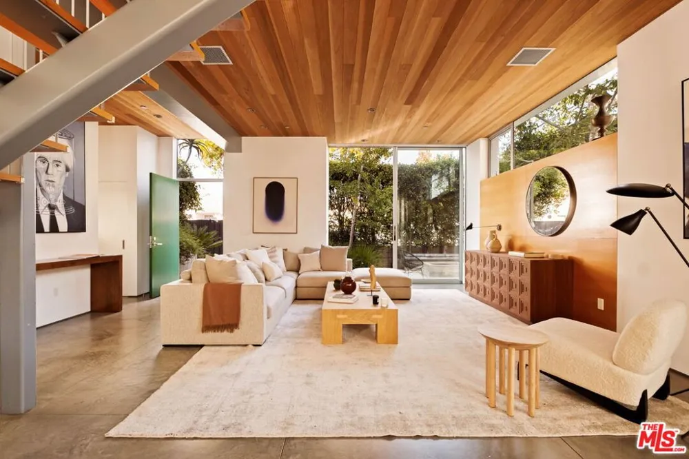 249 Rennie Avenue Los Angeles, CA 90291