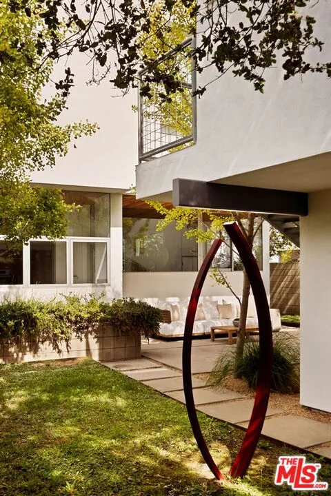 249 Rennie Avenue Los Angeles, CA 90291