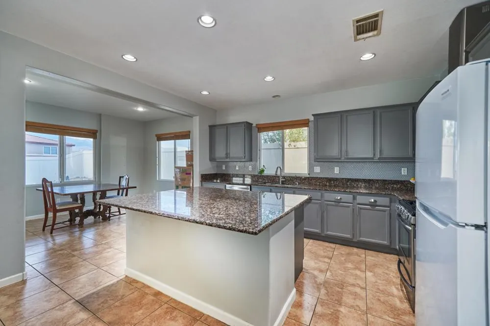62845 Crescent Street Desert Hot Springs, CA 92240