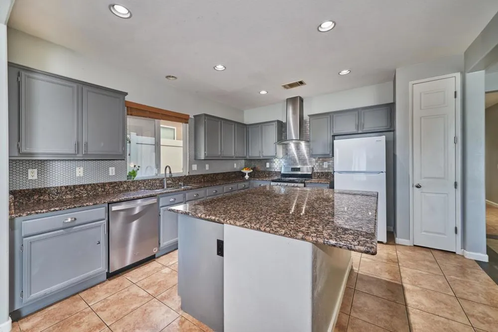62845 Crescent Street Desert Hot Springs, CA 92240