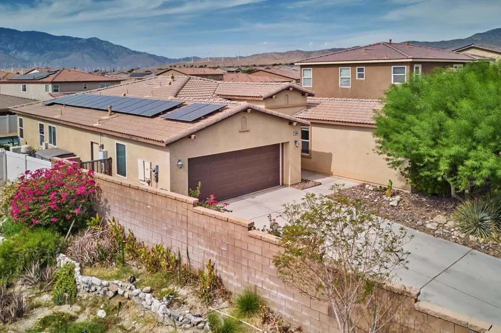 62845 Crescent Street Desert Hot Springs, CA 92240