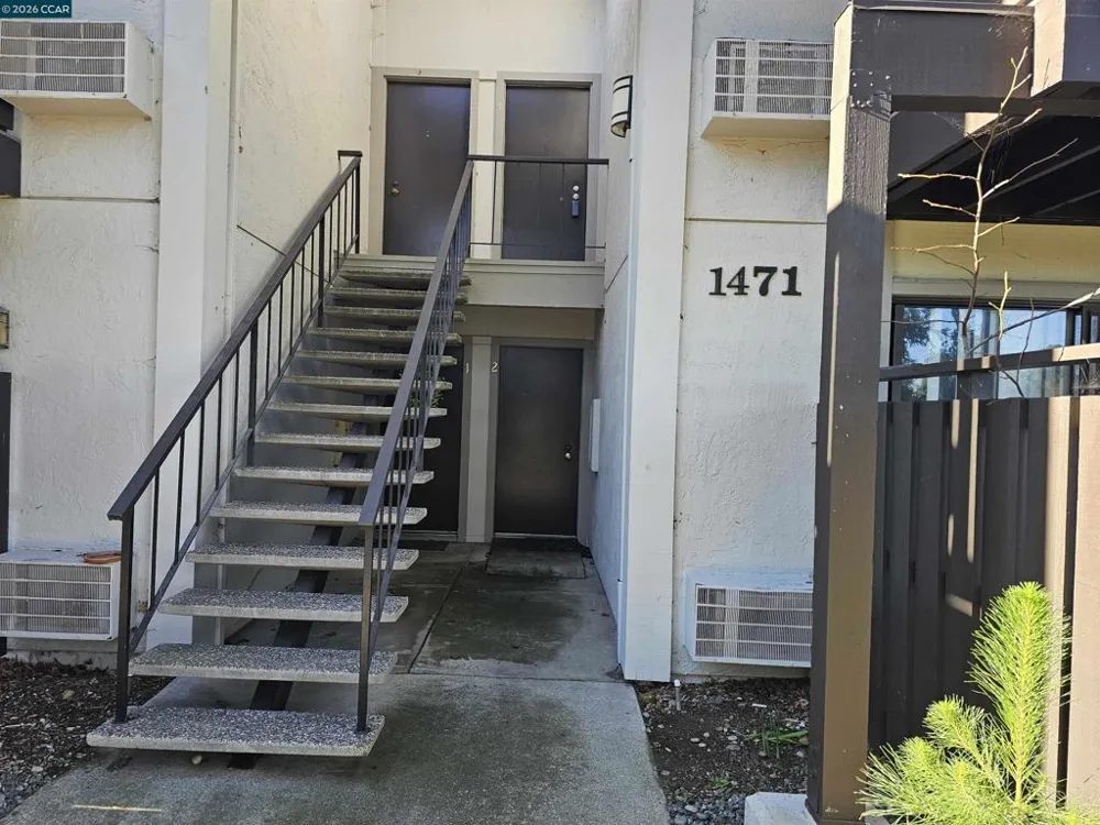 1471 Marchbanks Dr #2 Walnut Creek, CA 94598
