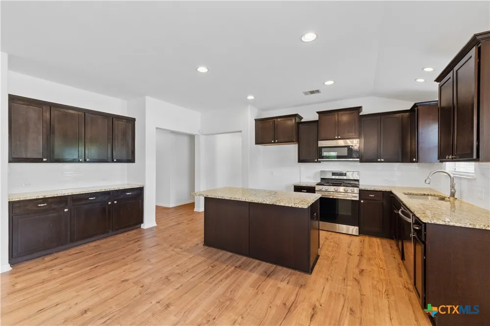 101 San Miniato Street Georgetown, TX 78628