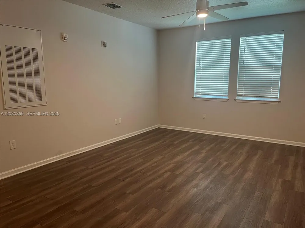 821 E Magnolia Drive #5117 Tallahassee, FL 32301
