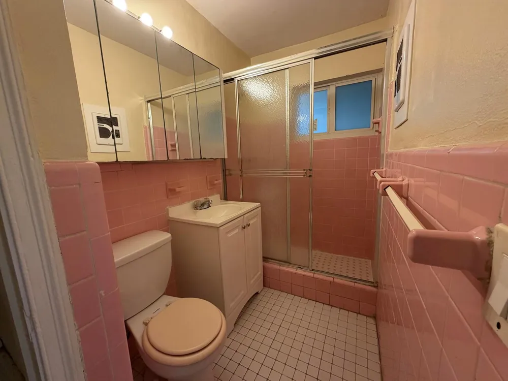 11102 NW 11TH AVENUE Miami, FL 33168