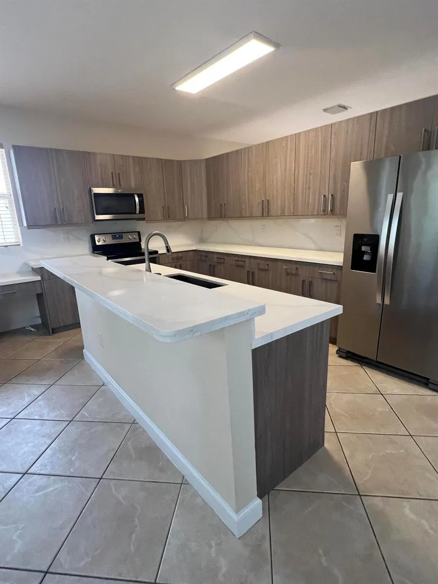 315 NW 158TH LANE Pembroke Pines, FL 33028