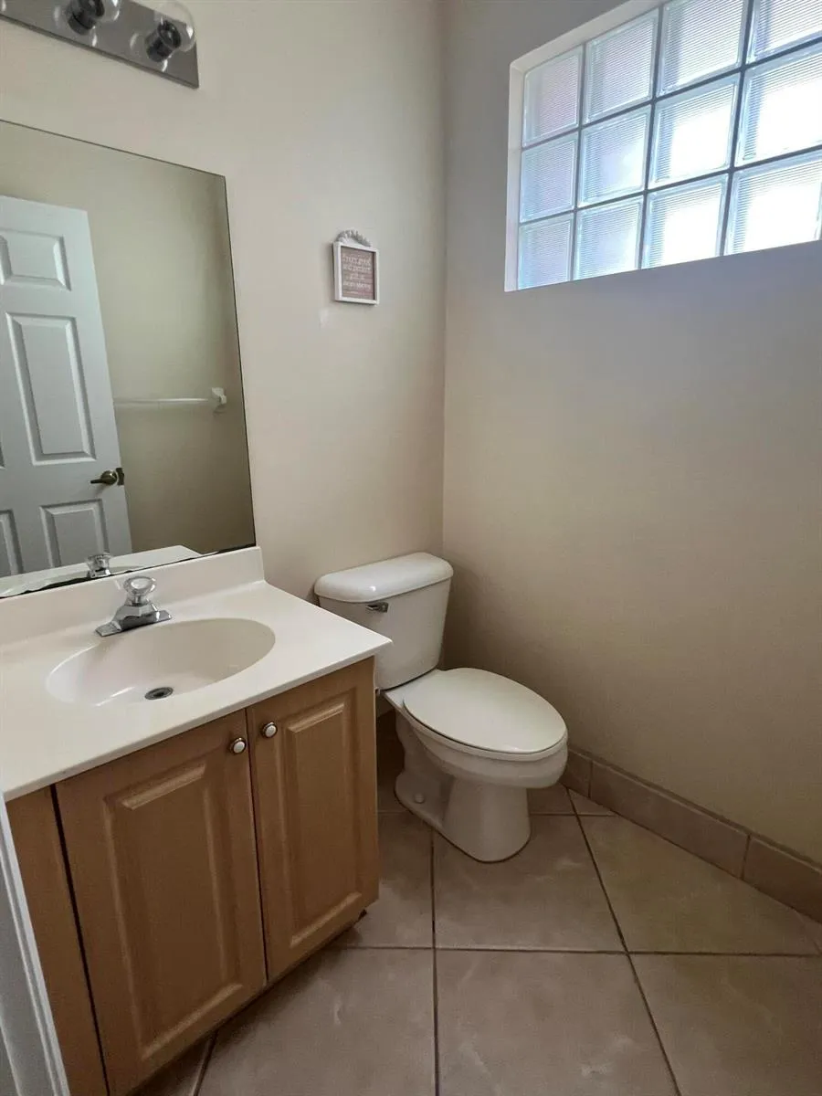 315 NW 158TH LANE Pembroke Pines, FL 33028