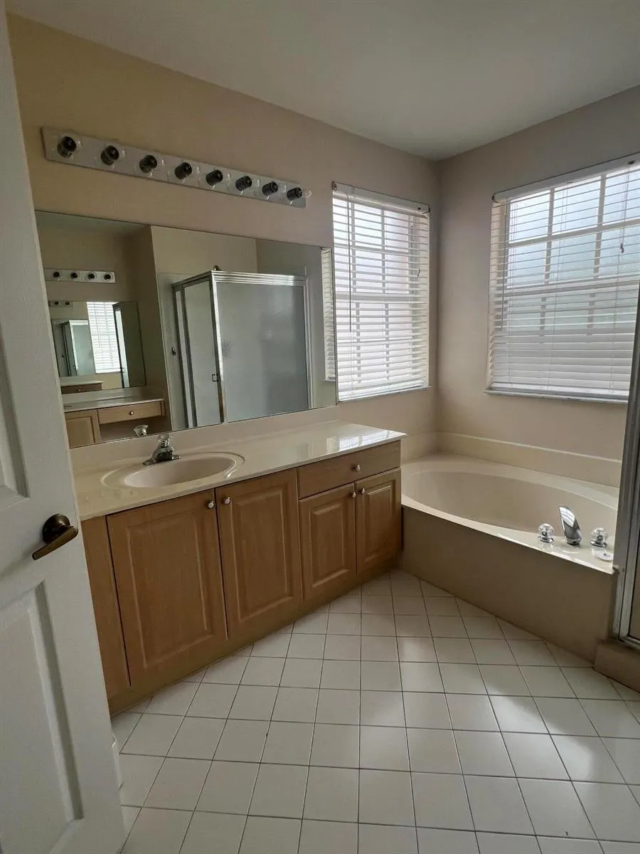 315 NW 158TH LANE Pembroke Pines, FL 33028