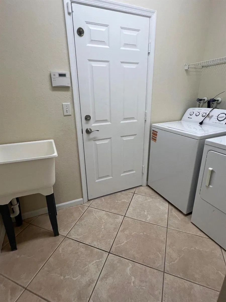 315 NW 158TH LANE Pembroke Pines, FL 33028