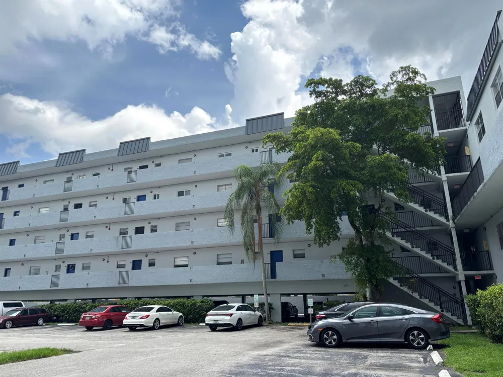 7501 NW 16TH STREET #3207 Plantation, FL 33313