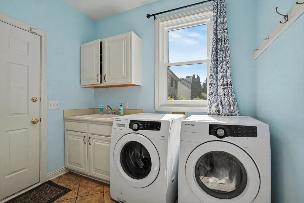 3382 Hampstead Court Portage City, MI 49024