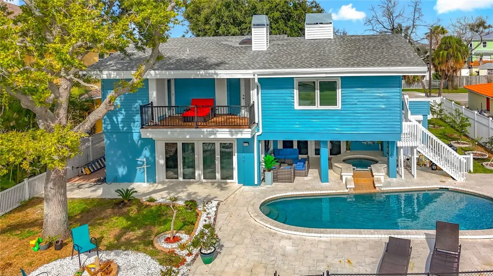 14186 W PARSLEY DRIVE Madeira Beach, FL 33708