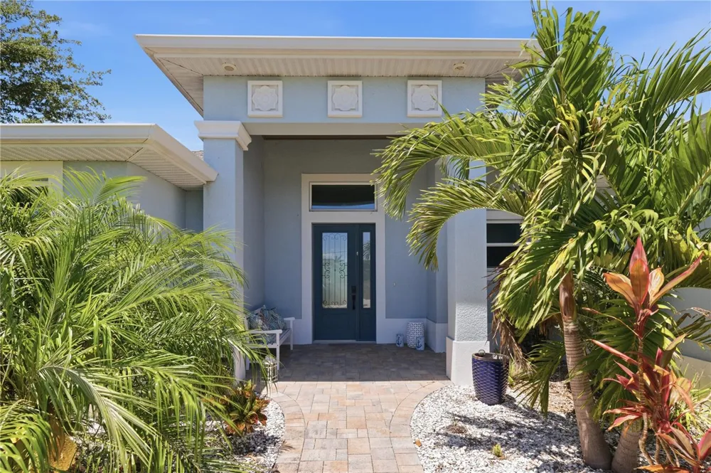 10039 KINGSVILLE DRIVE Port Charlotte, FL 33981