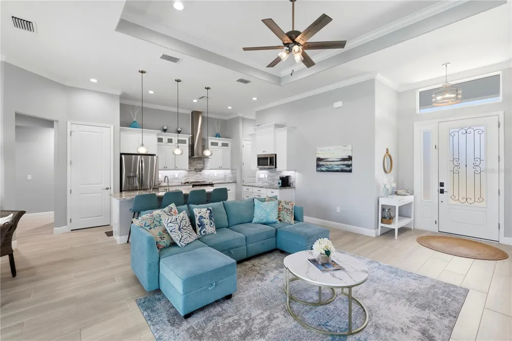 10039 KINGSVILLE DRIVE Port Charlotte, FL 33981