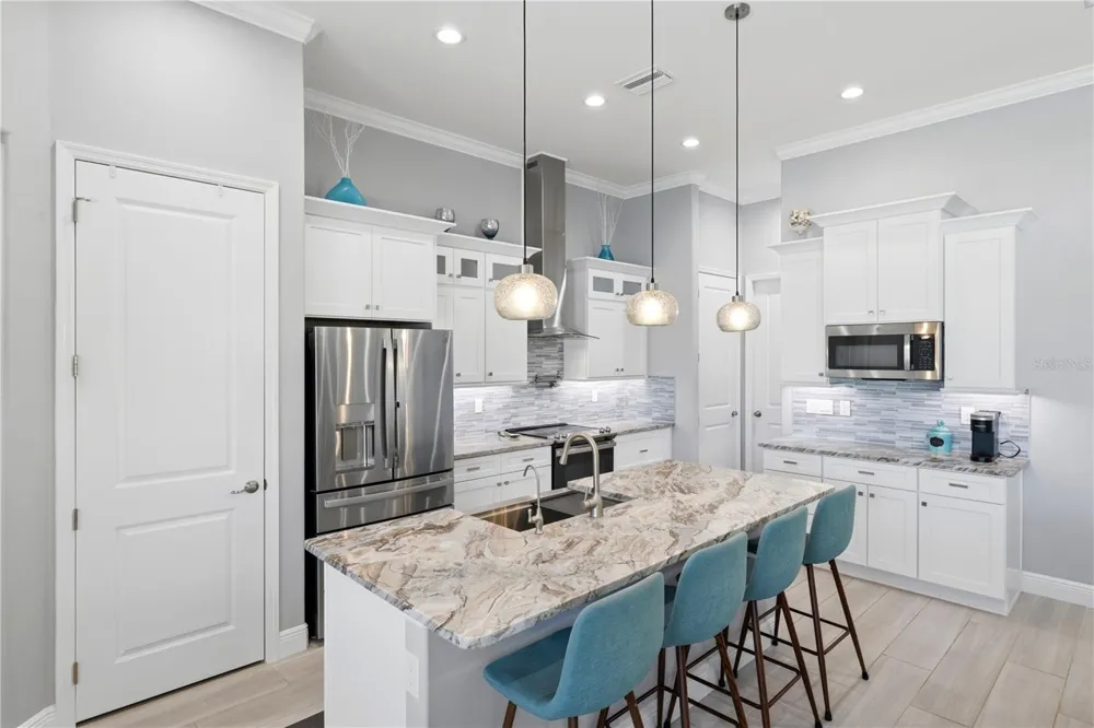 10039 KINGSVILLE DRIVE Port Charlotte, FL 33981