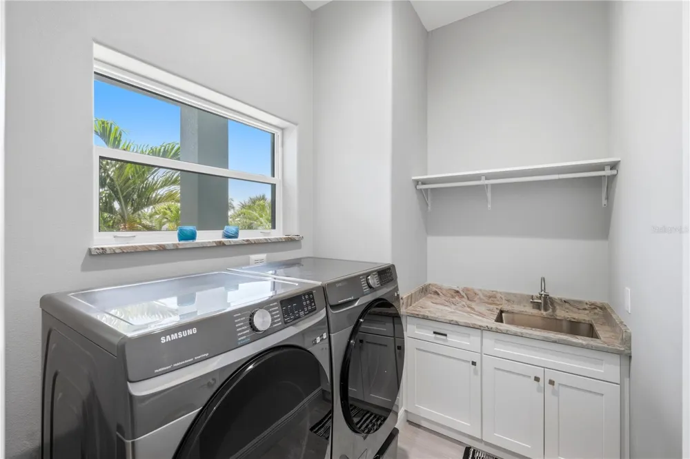 10039 KINGSVILLE DRIVE Port Charlotte, FL 33981